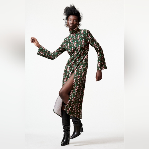 zara paisley midi dress Zara Satin Paisley Printed Long Sleeve Midi Dress S UK10 New